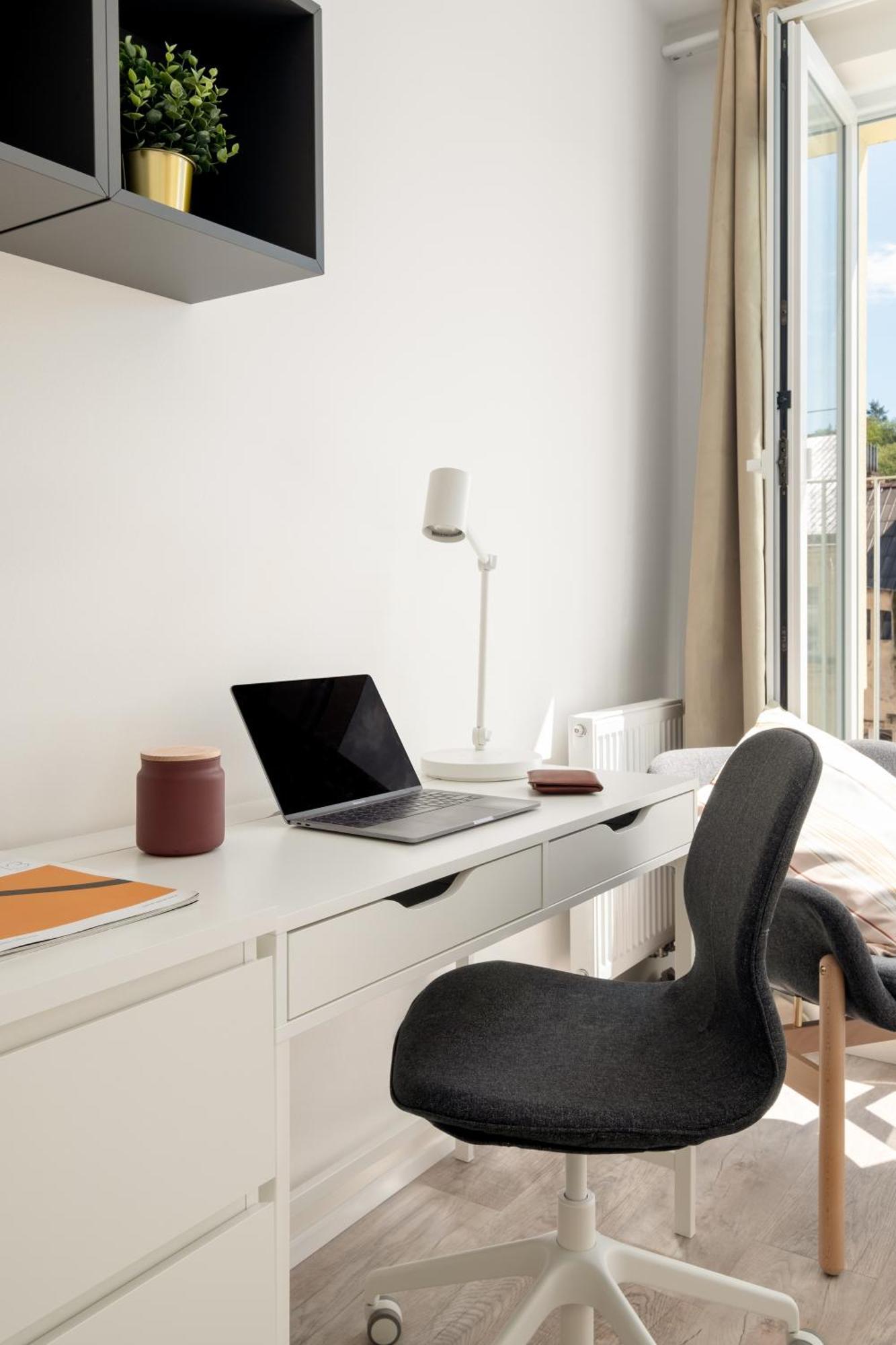 Lejlighed Three Bedroom Aparment With Terrace By Days *